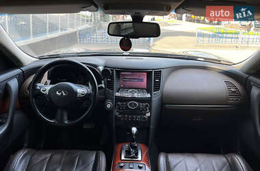 Внедорожник / Кроссовер Infiniti FX 37 2012 в 