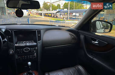 Внедорожник / Кроссовер Infiniti FX 37 2012 в 