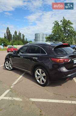 Внедорожник / Кроссовер Infiniti FX 37 2011 в 
