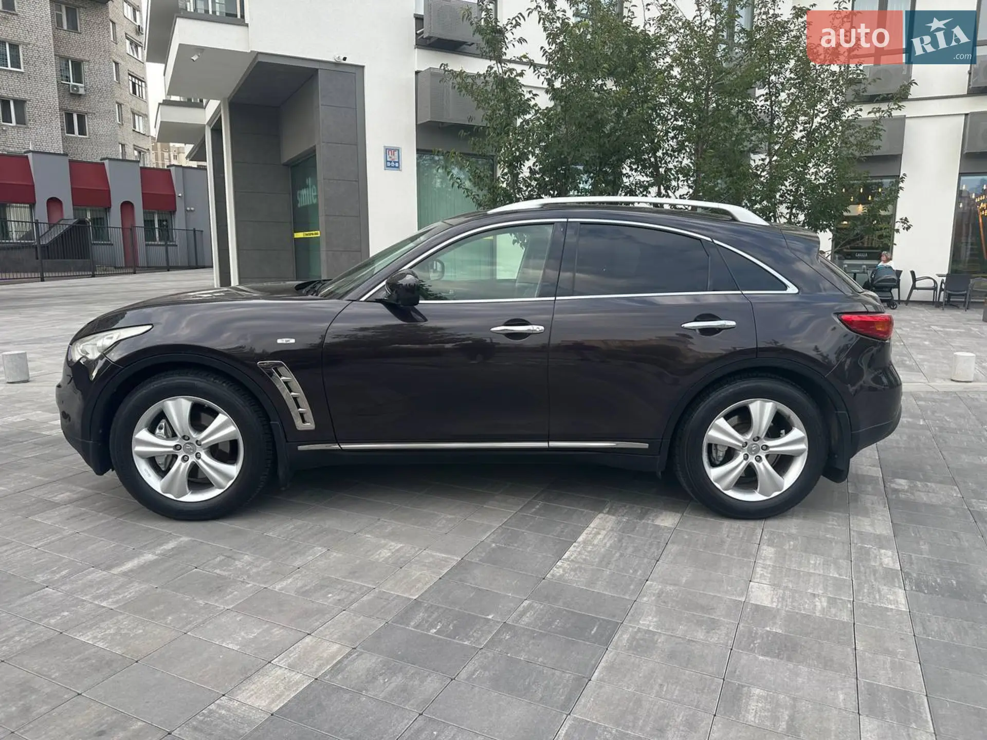 2011 Infiniti FX - мініатюра 32