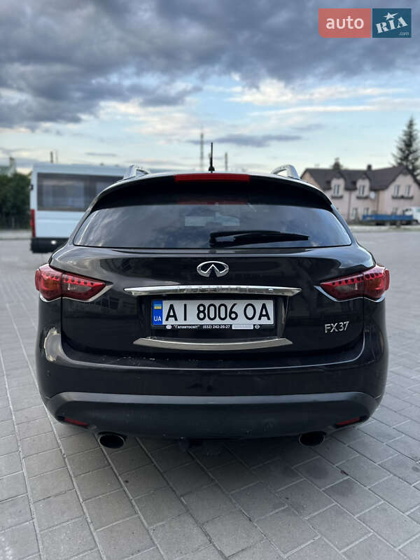 Внедорожник / Кроссовер Infiniti FX 37 2010 в Львове