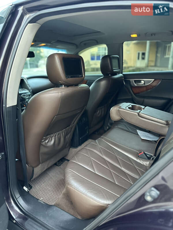 Внедорожник / Кроссовер Infiniti FX 37 2010 в Львове