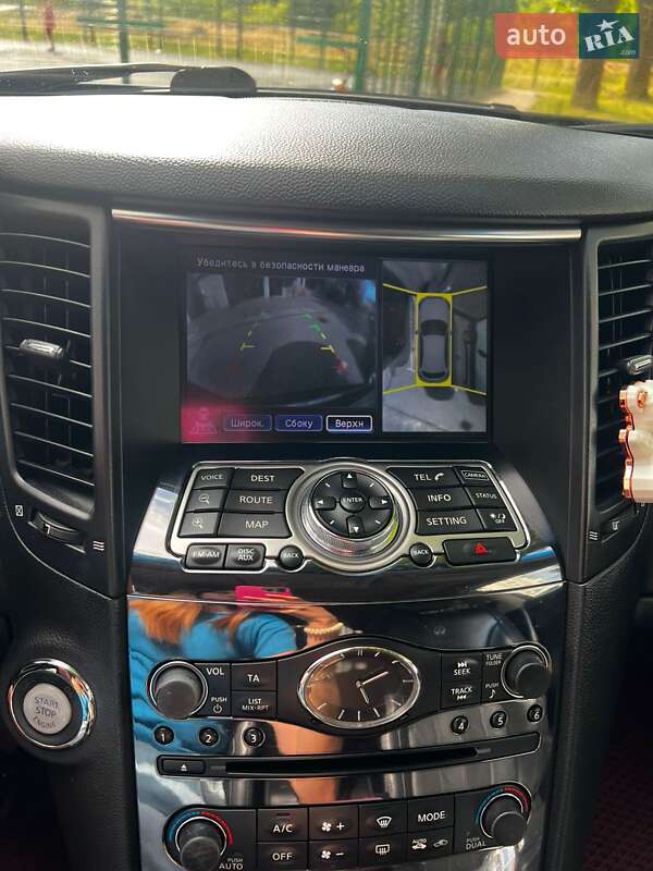 Позашляховик / Кросовер Infiniti FX 37 2010 в Івано-Франківську