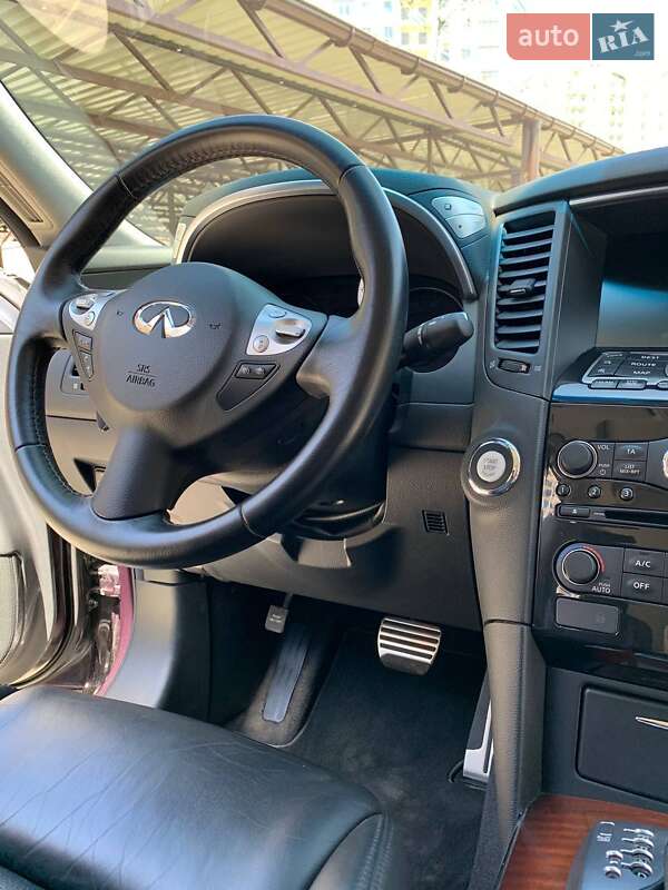 Внедорожник / Кроссовер Infiniti FX 37 2011 в Изюме фото 4 Внедорожник / Кроссовер Infiniti FX 37 2011 в Изюме