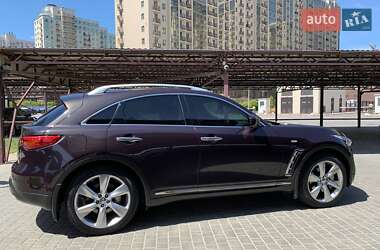 Позашляховик / Кросовер Infiniti FX 37 2011 в Ізюмі