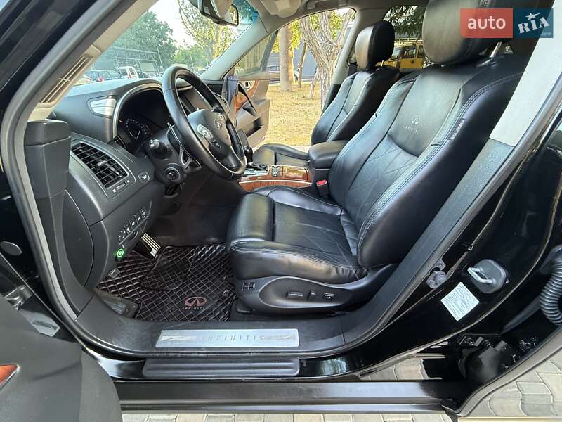 Внедорожник / Кроссовер Infiniti FX 37 2012 в Одессе