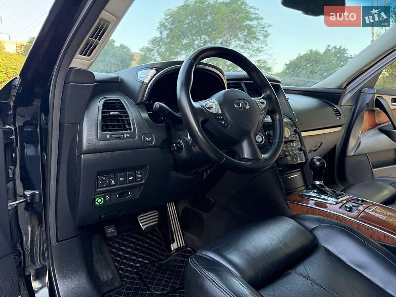 Внедорожник / Кроссовер Infiniti FX 37 2012 в Одессе