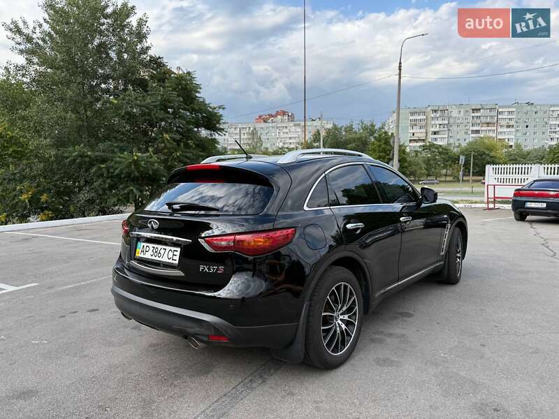 Позашляховик / Кросовер Infiniti FX 37 2011 в Запоріжжі