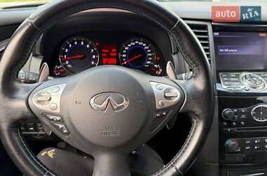 Внедорожник / Кроссовер Infiniti FX 37 2011 в 
