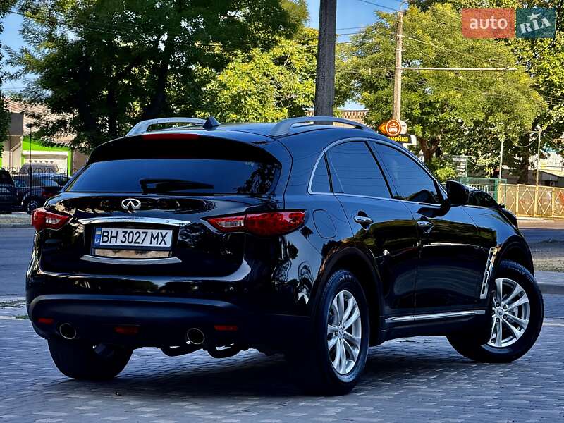 Внедорожник / Кроссовер Infiniti FX 37 2012 в Одессе