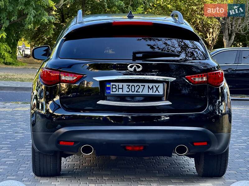 Внедорожник / Кроссовер Infiniti FX 37 2012 в Одессе