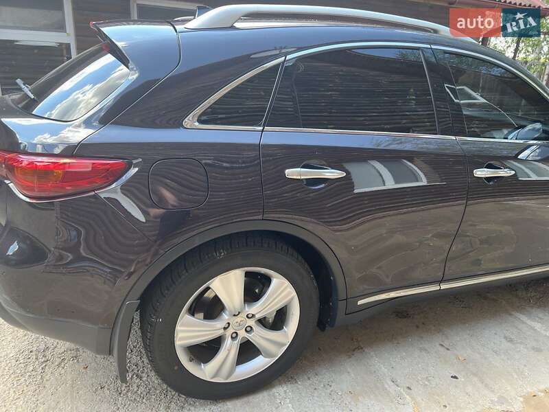 Позашляховик / Кросовер Infiniti FX 37 2011 в Дніпрі