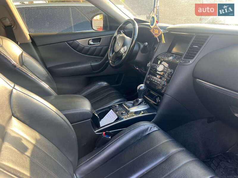 Внедорожник / Кроссовер Infiniti FX 37 2013 в Киеве фото 7 Внедорожник / Кроссовер Infiniti FX 37 2013 в Киеве