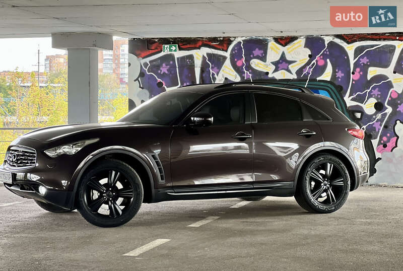 Внедорожник / Кроссовер Infiniti FX 37 2011 в Харькове