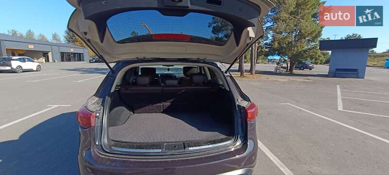 Позашляховик / Кросовер Infiniti FX 37 2010 в Києві