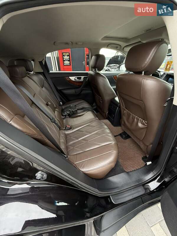 Внедорожник / Кроссовер Infiniti FX 37 2012 в Полтаве фото 16 Внедорожник / Кроссовер Infiniti FX 37 2012 в Полтаве