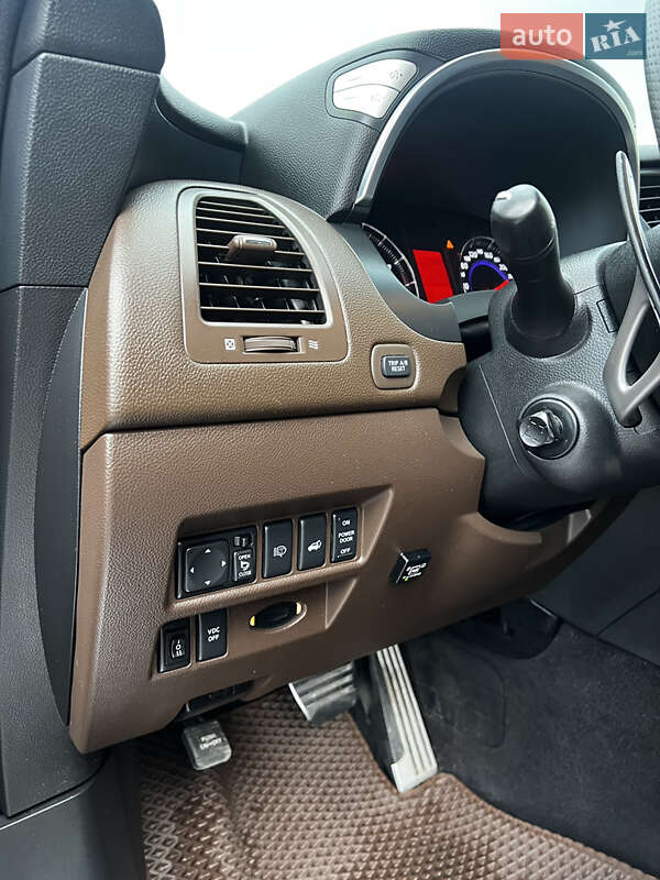 Внедорожник / Кроссовер Infiniti FX 37 2011 в Борисполе фото 14 Внедорожник / Кроссовер Infiniti FX 37 2011 в Борисполе