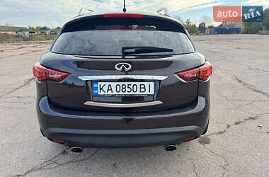 Внедорожник / Кроссовер Infiniti FX 37 2010 в 