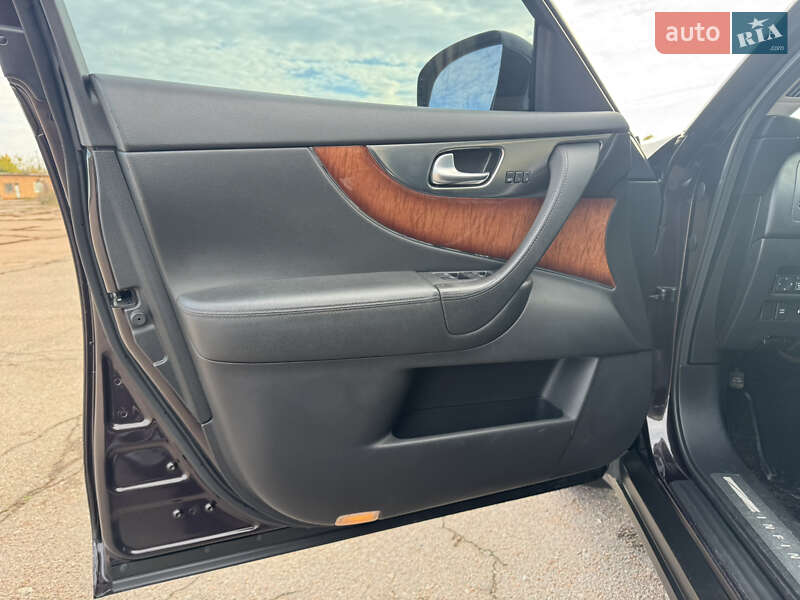 Внедорожник / Кроссовер Infiniti FX 37 2010 в Киеве фото 36 Внедорожник / Кроссовер Infiniti FX 37 2010 в Киеве