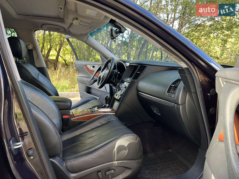 Внедорожник / Кроссовер Infiniti FX 37 2011 в Чернигове фото 33 Внедорожник / Кроссовер Infiniti FX 37 2011 в Чернигове