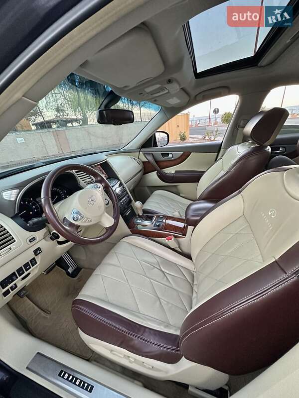 Позашляховик / Кросовер Infiniti FX 37 2013 в Ізмаїлі