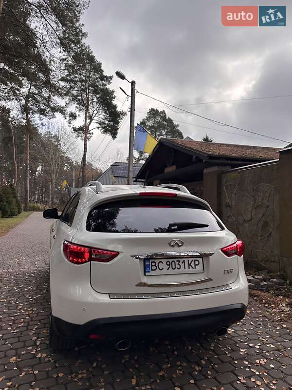 Позашляховик / Кросовер Infiniti FX 37 2013 в Львові
