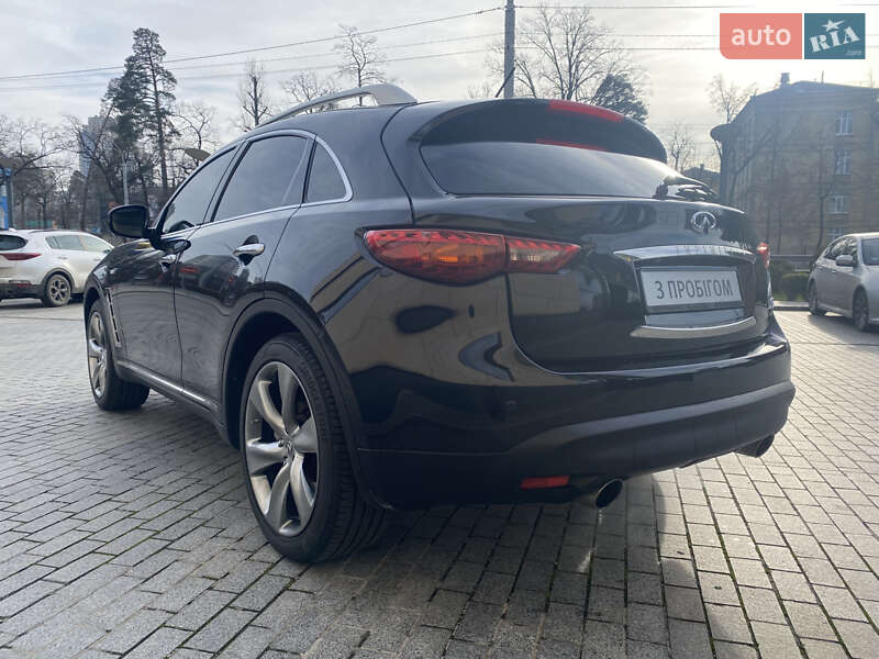 Внедорожник / Кроссовер Infiniti FX 37 2012 в Киеве