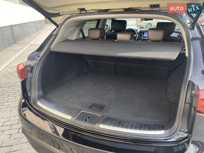 Внедорожник / Кроссовер Infiniti FX 37 2012 в Киеве