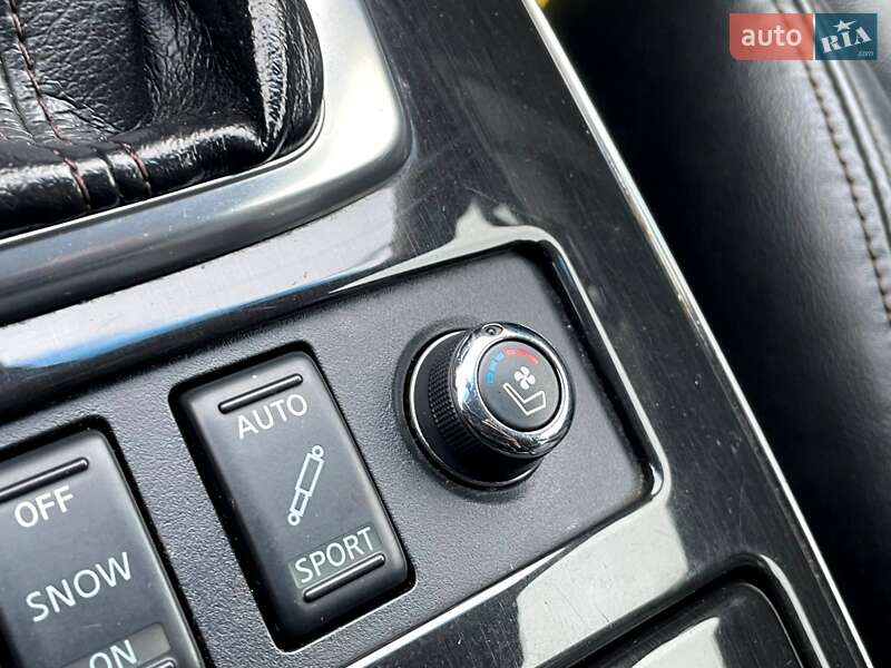 Внедорожник / Кроссовер Infiniti FX 37 2012 в Киеве