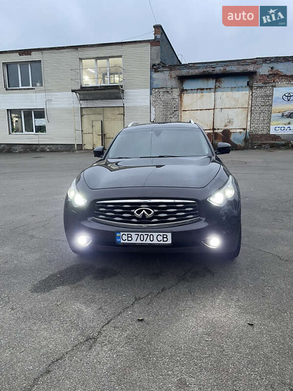 Позашляховик / Кросовер Infiniti FX 37 2011 в Чернігові