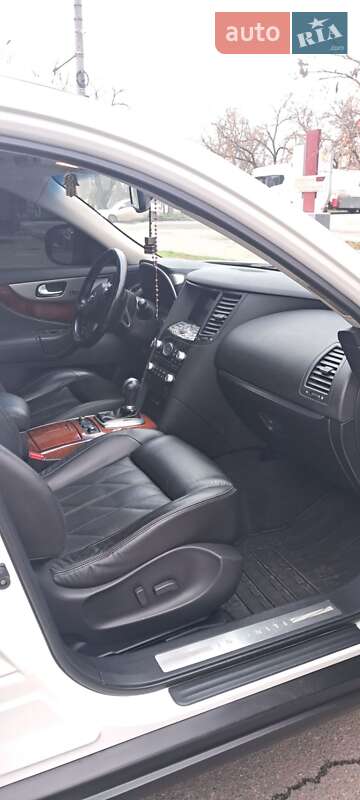 Позашляховик / Кросовер Infiniti FX 37 2011 в Миколаєві