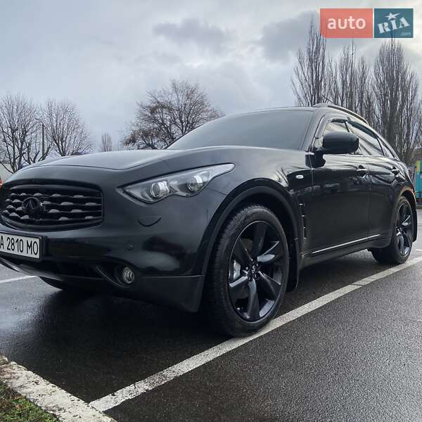 Infiniti FX 37 2011