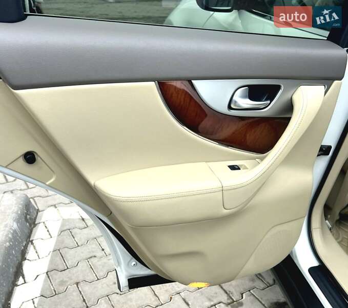 Позашляховик / Кросовер Infiniti FX 37 2012 в Ставищі