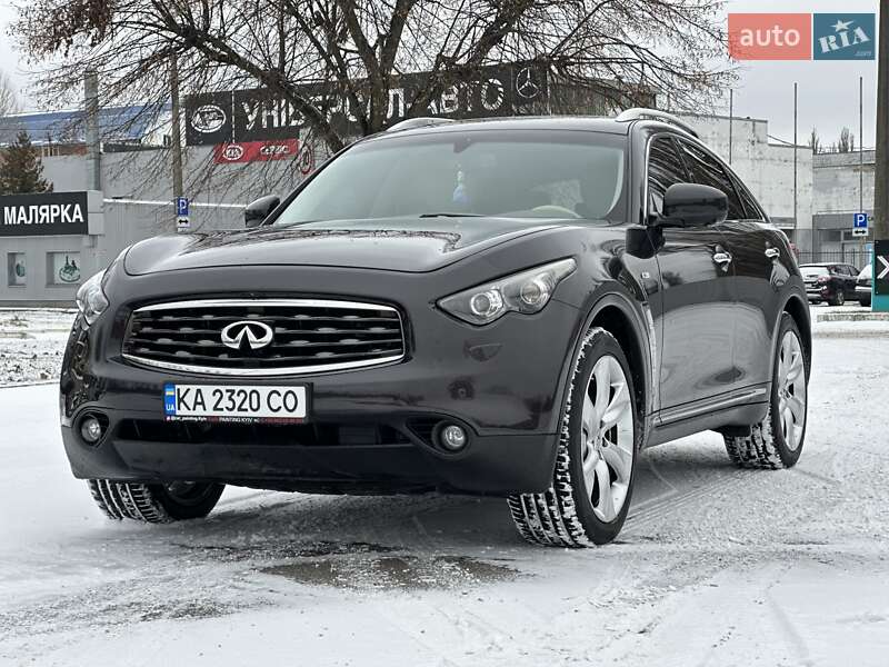 Позашляховик / Кросовер Infiniti FX 37 2011 в Києві