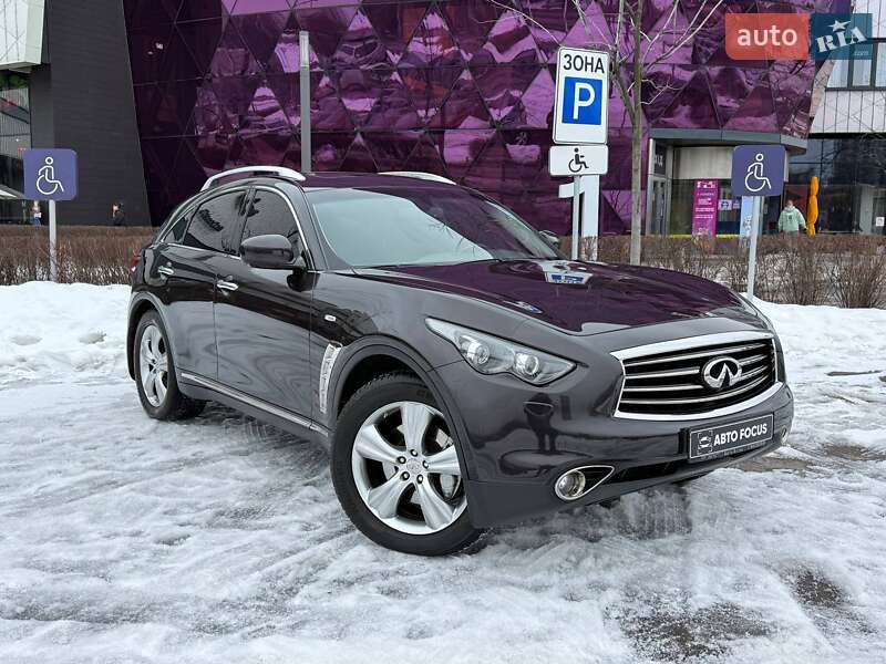 Infiniti FX 37 2010