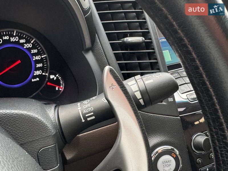 Внедорожник / Кроссовер Infiniti FX 37 2010 в Киеве