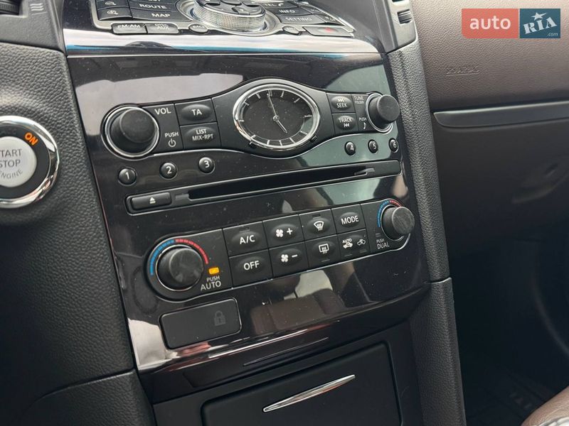 Внедорожник / Кроссовер Infiniti FX 37 2010 в Киеве
