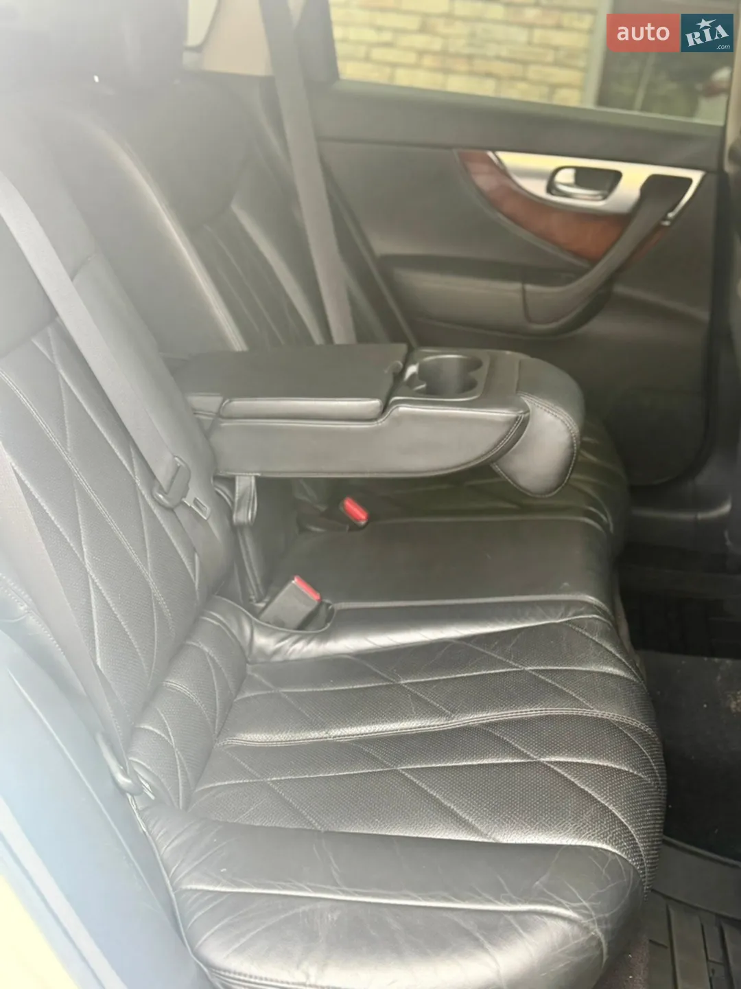 2010 Infiniti FX - мініатюра 11