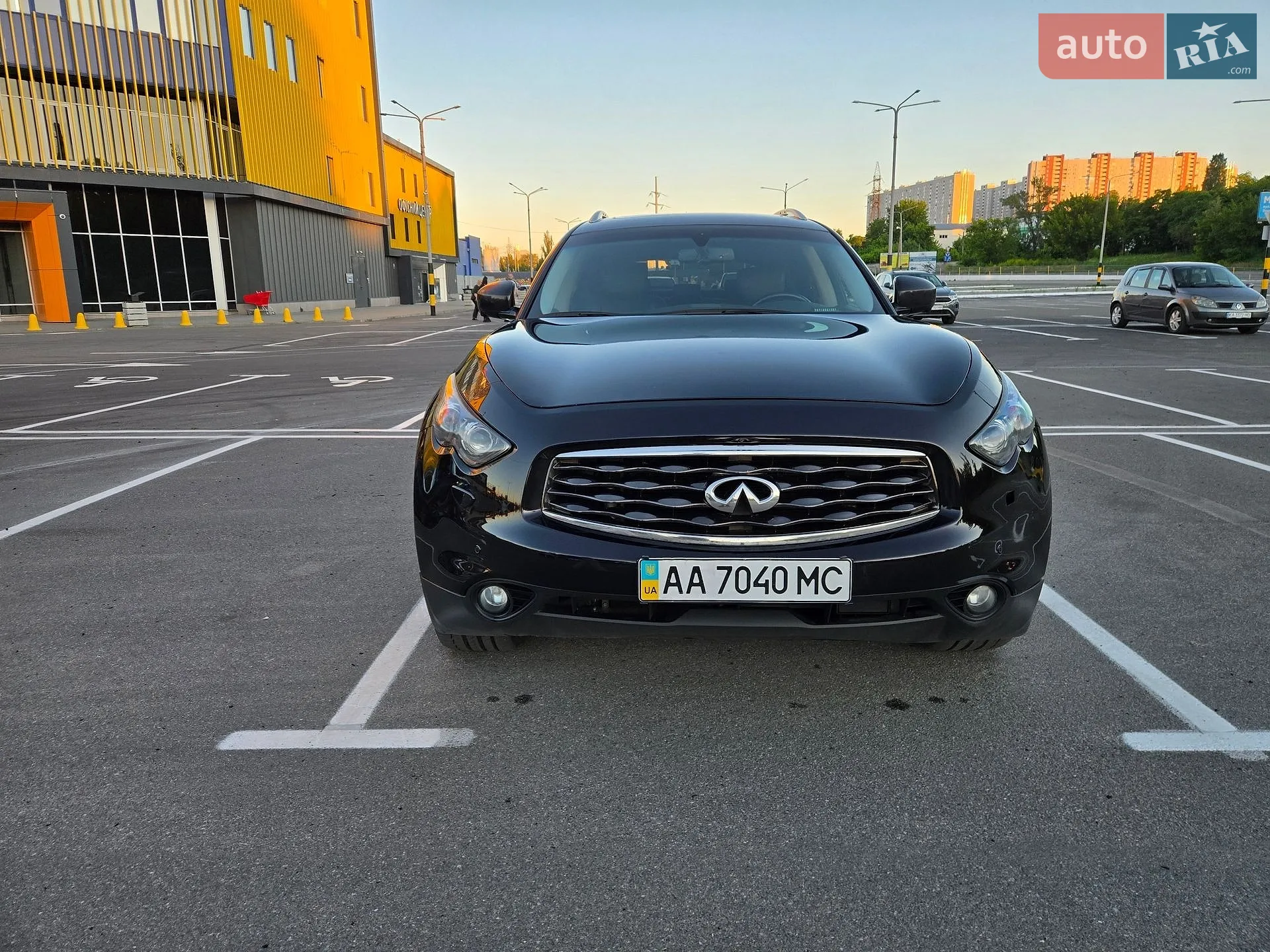 2011 Infiniti FX - мініатюра 10
