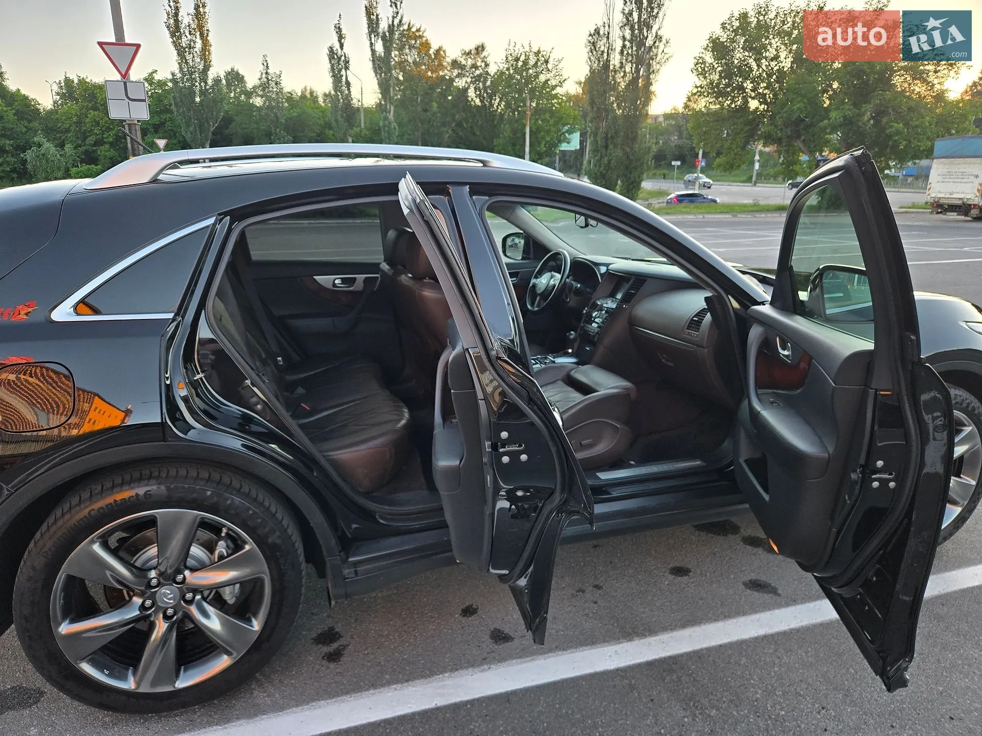 2011 Infiniti FX - мініатюра 50
