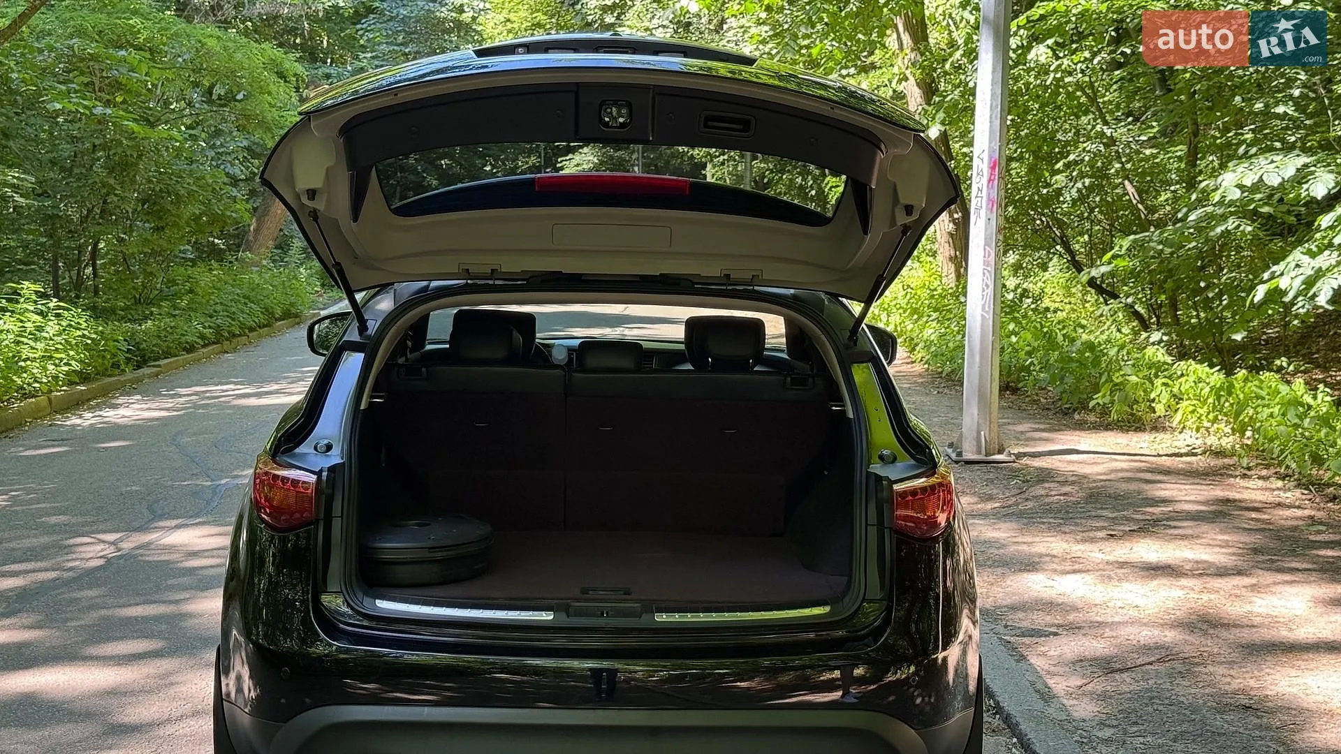 2010 Infiniti FX - мініатюра 18