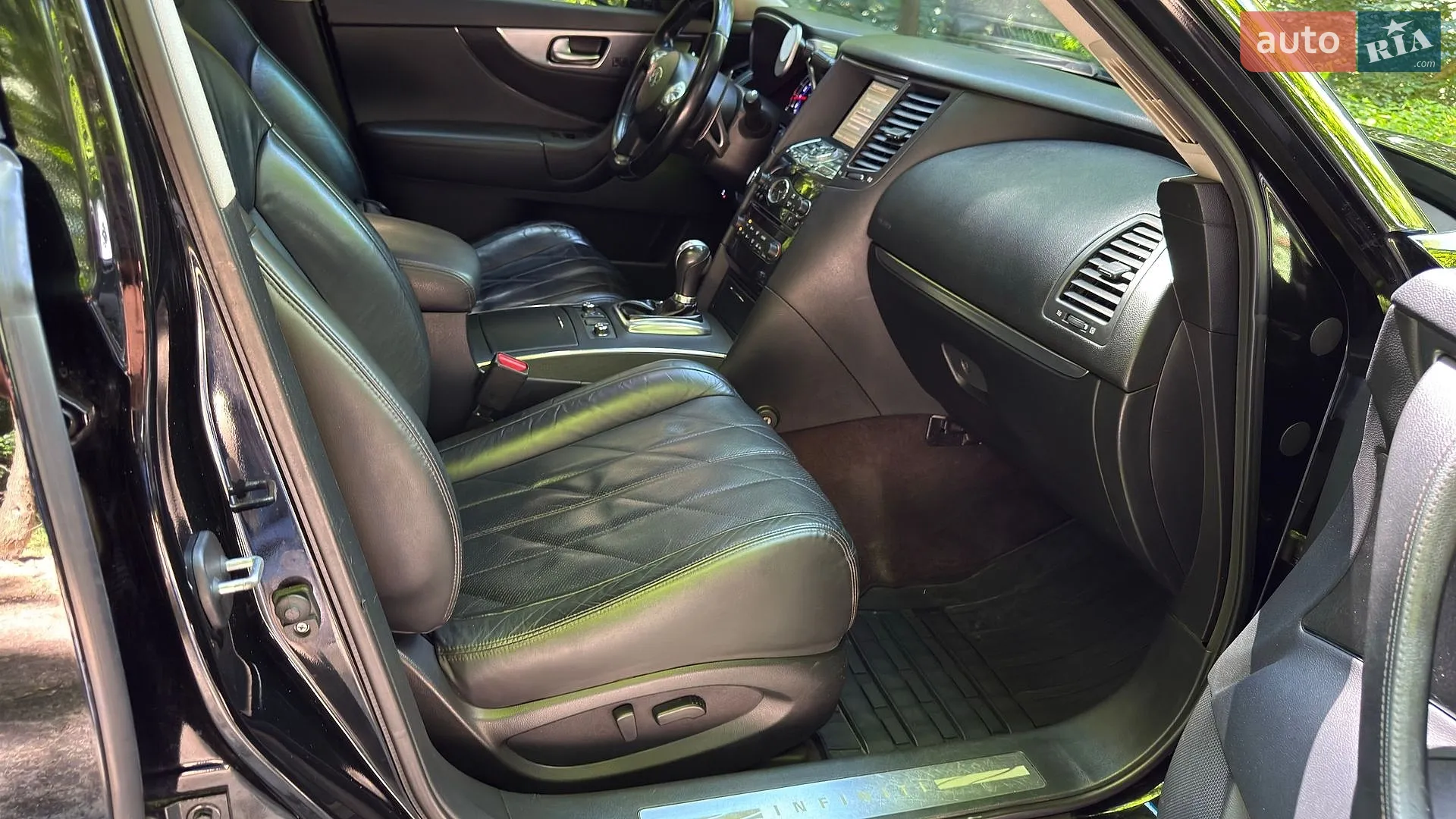 2010 Infiniti FX - мініатюра 26