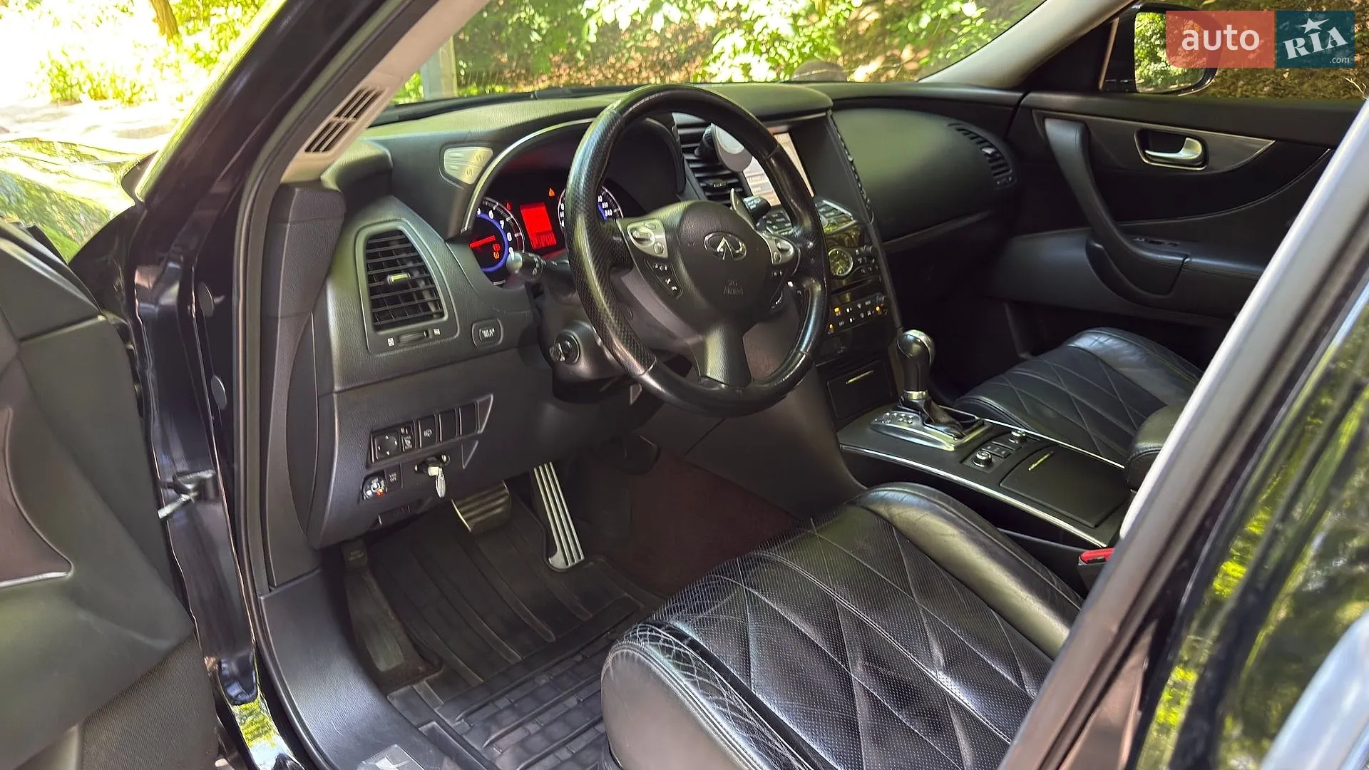 2010 Infiniti FX - мініатюра 31
