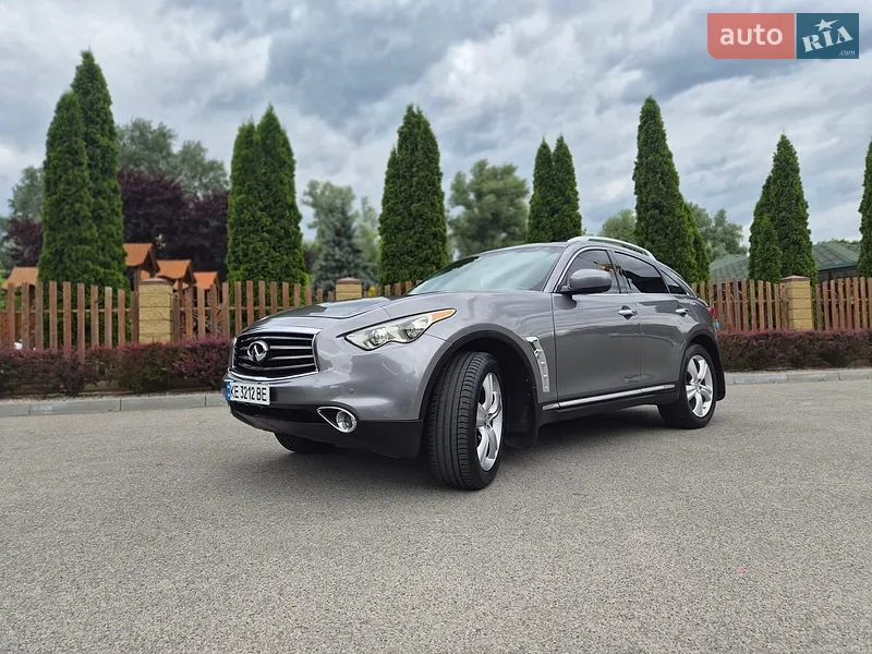 Infiniti FX 37 2012