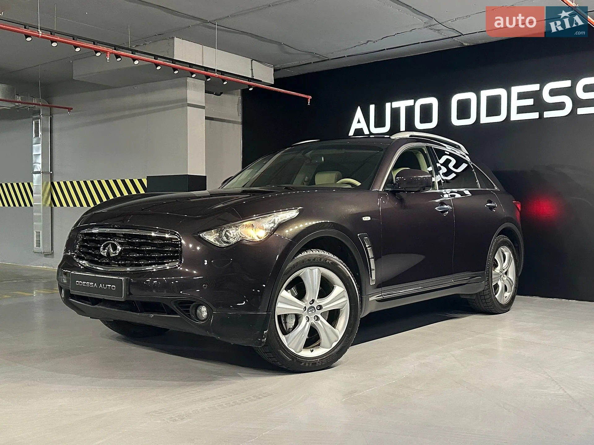 2011 Infiniti FX - фото 1