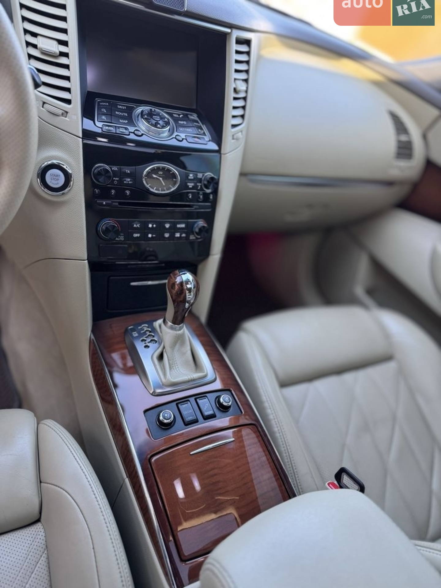 2012 Infiniti FX - мініатюра 13