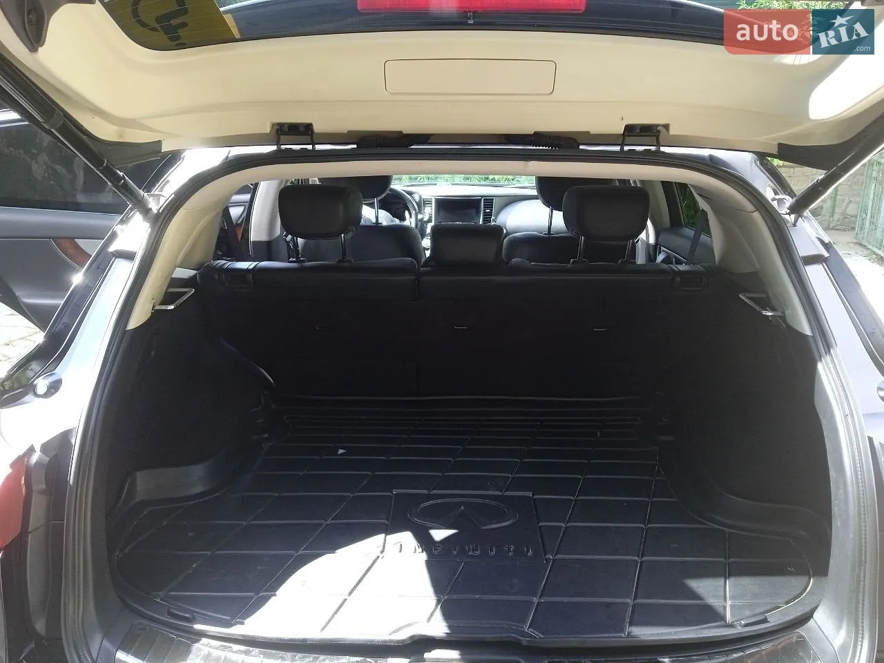 2011 Infiniti FX - мініатюра 8
