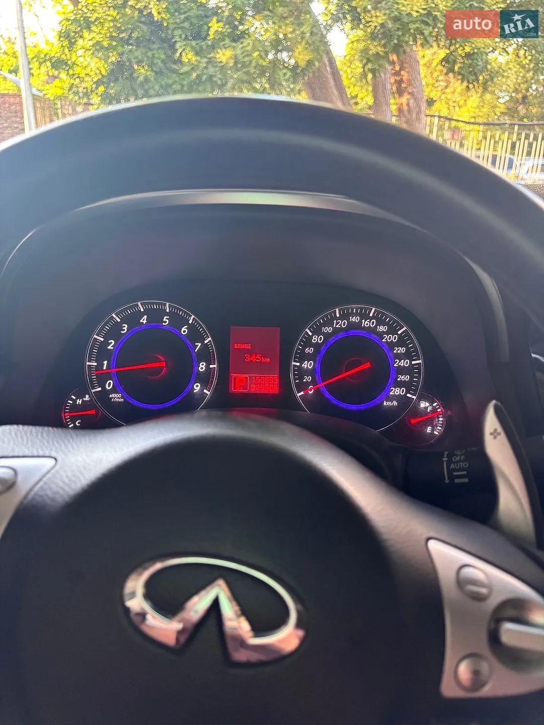 2010 Infiniti FX - мініатюра 19