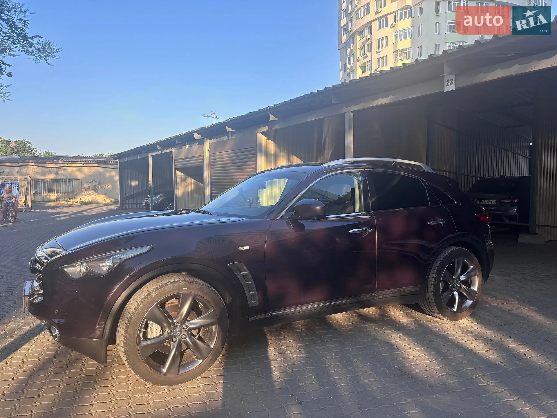 2010 Infiniti FX - мініатюра 6