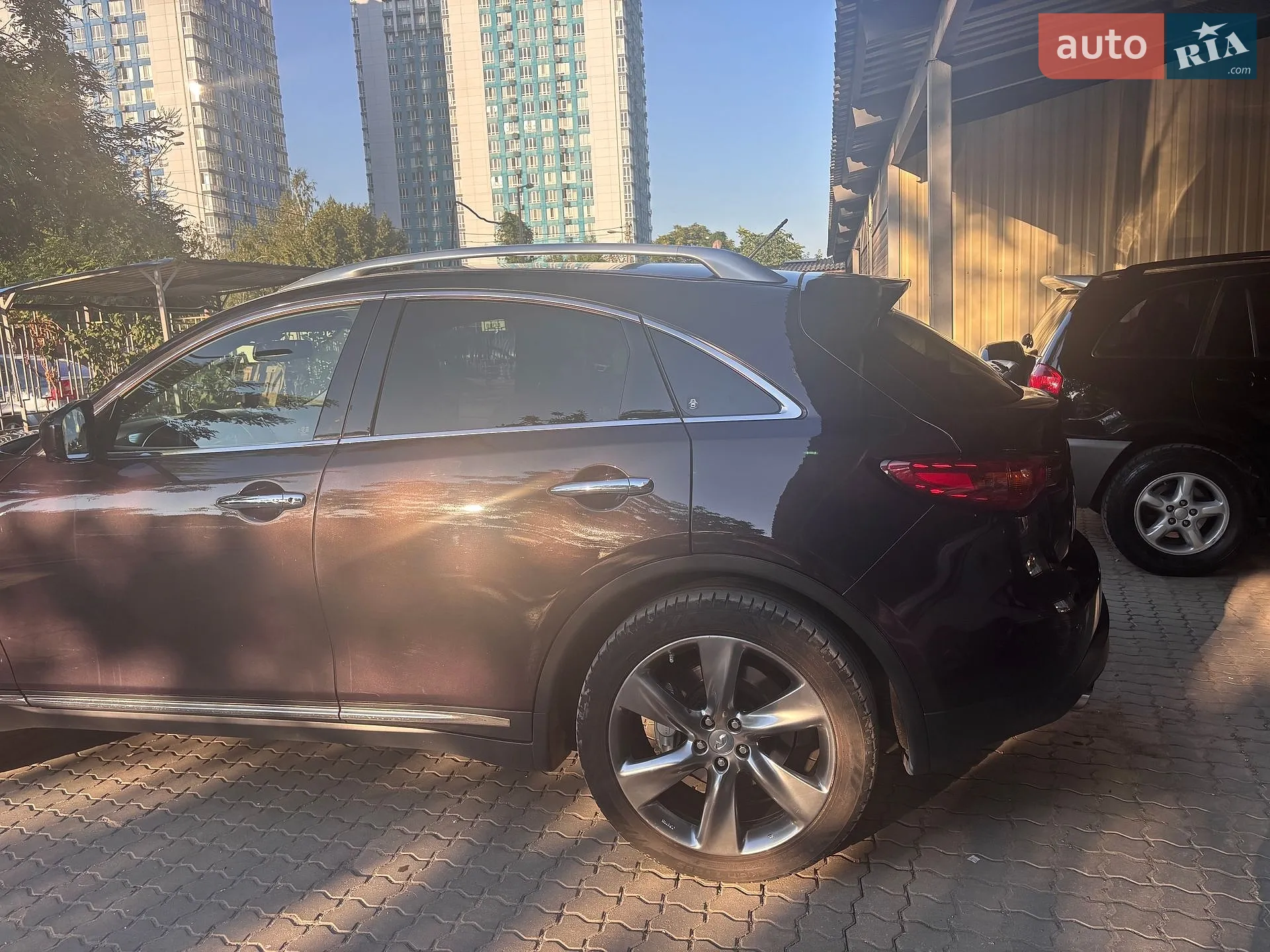 2010 Infiniti FX - мініатюра 5